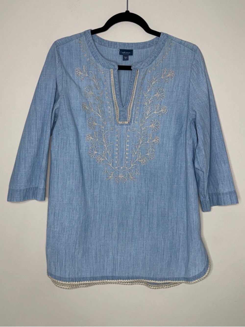 J. Jill Light Blue Embroidered V-Neck Denim Tunic 3/4 Sleeve size M